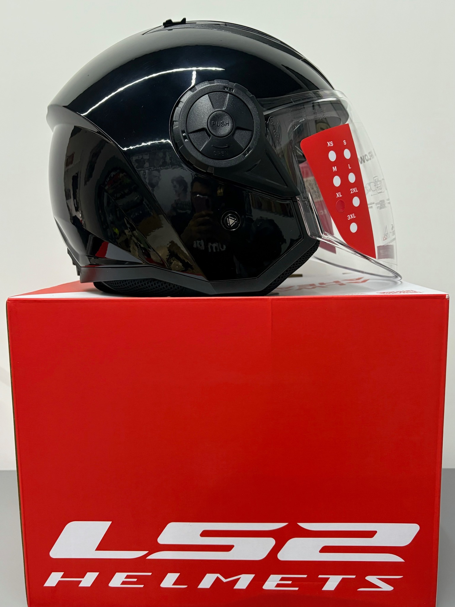 LS2 Model 18